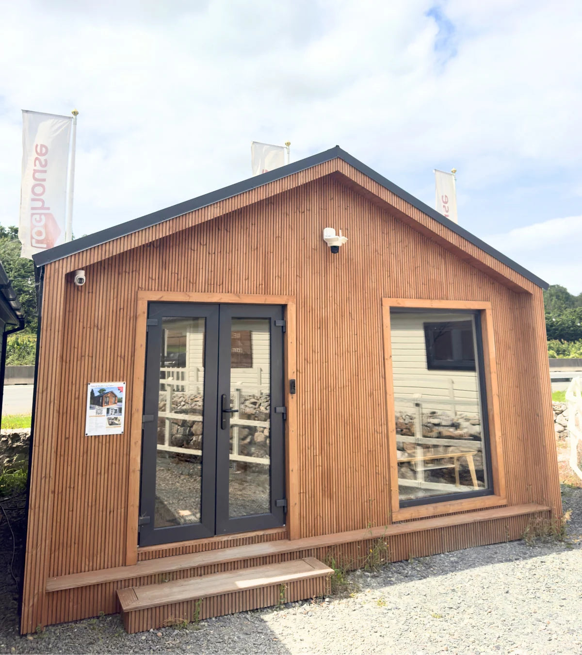 The Aura Smart showroom log cabin at Loghouse.ie, Co. Wicklow